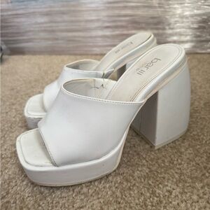 Bar III Platform Mules